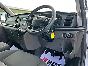 Used 2018 Ford Transit Custom 320 L1 H1 Twin Sliding Side Doors White - Interior and Exterior details 16