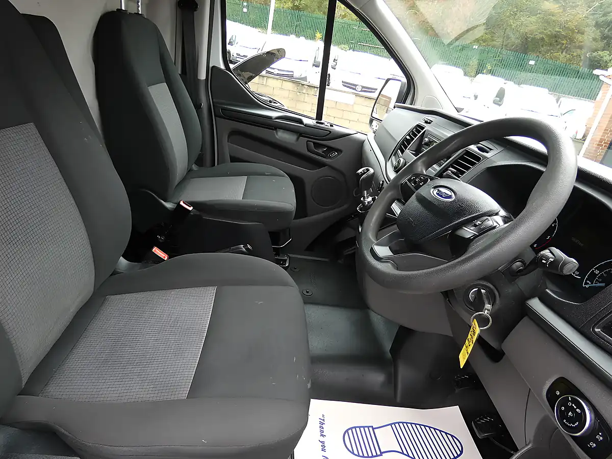 Used 2018 Ford Transit Custom 320 L1H1 Swb White - Interior and Exterior details 2