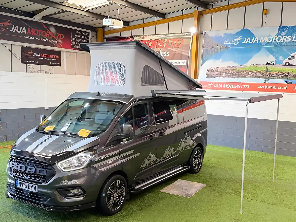 Used 2018 Ford Transit Custom Campervan Grey - Front View