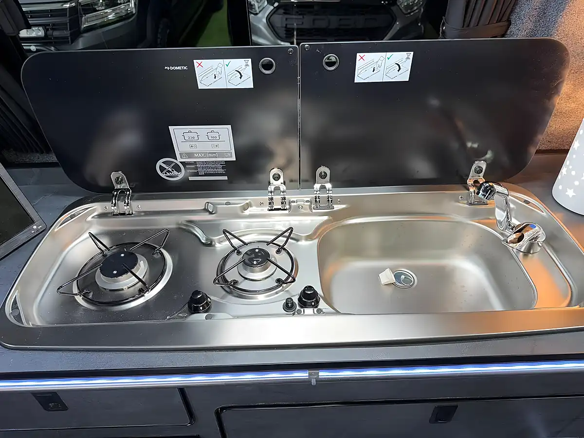 Used 2018 Ford Transit Custom Campervan White - Interior and Exterior details 13