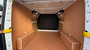 Used 2018 Ford Transit Custom L1 H1 Twin Door White - Interior and Exterior details 10