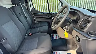 Used 2018 Ford Transit Custom L1 H1 Twin Door White - Interior and Exterior details 15