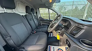 Used 2018 Ford Transit Custom L1 H1 Twin Door White - Interior and Exterior details 16