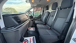 Used 2018 Ford Transit Custom L1 H1 Twin Door White - Interior and Exterior details 19