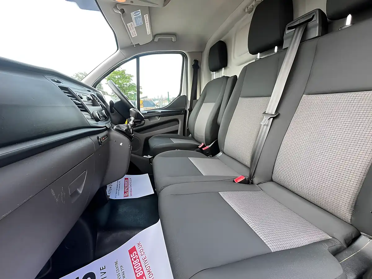 Used 2018 Ford Transit Custom L1 H1 Twin Sliding Door White - Interior and Exterior details 18