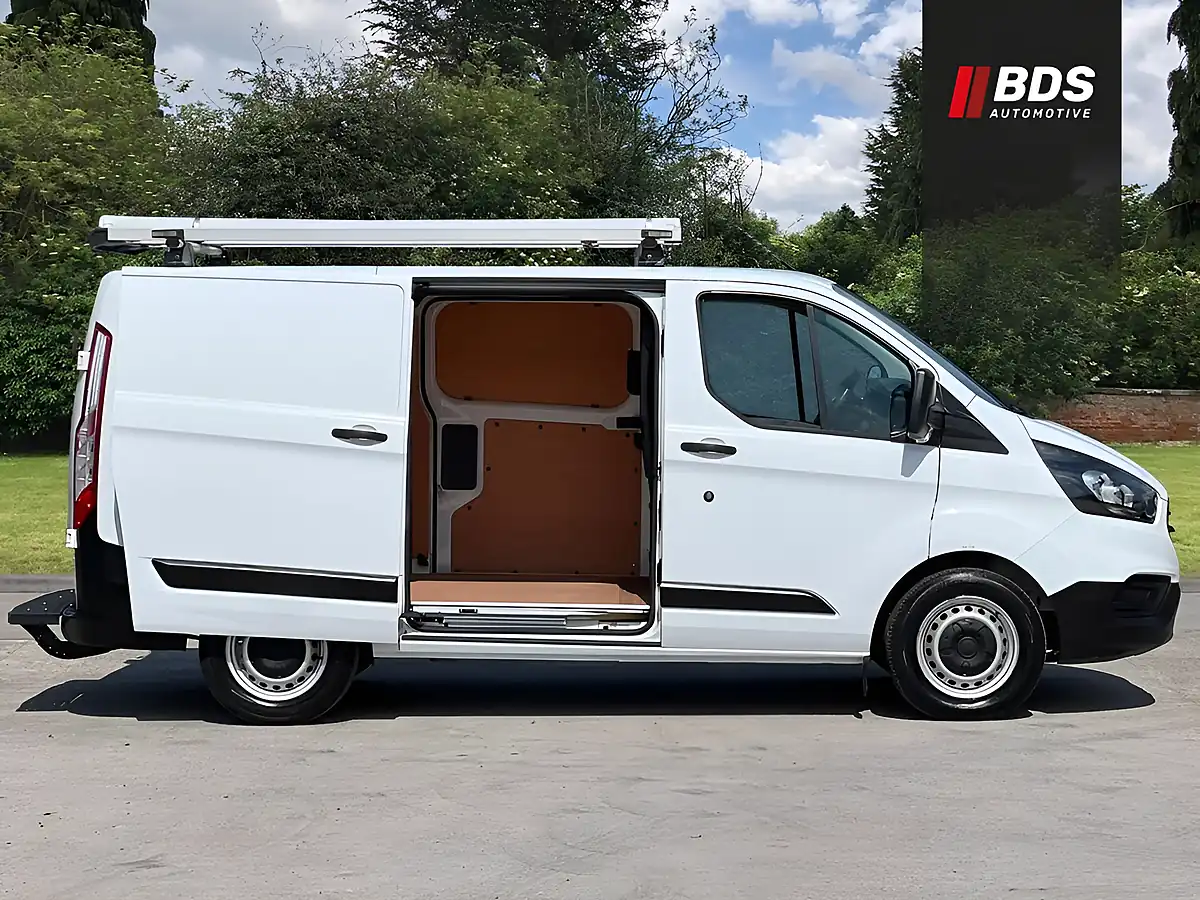 Used 2018 Ford Transit Custom L1 H1 Twin Sliding Side Door White - Interior and Exterior details 2