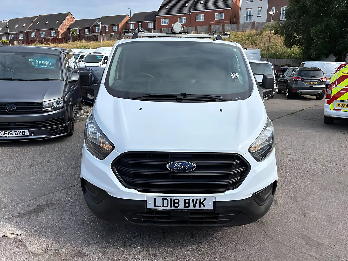 Used 2018 Ford Transit Custom L1 H1 White - Interior and Exterior details 4