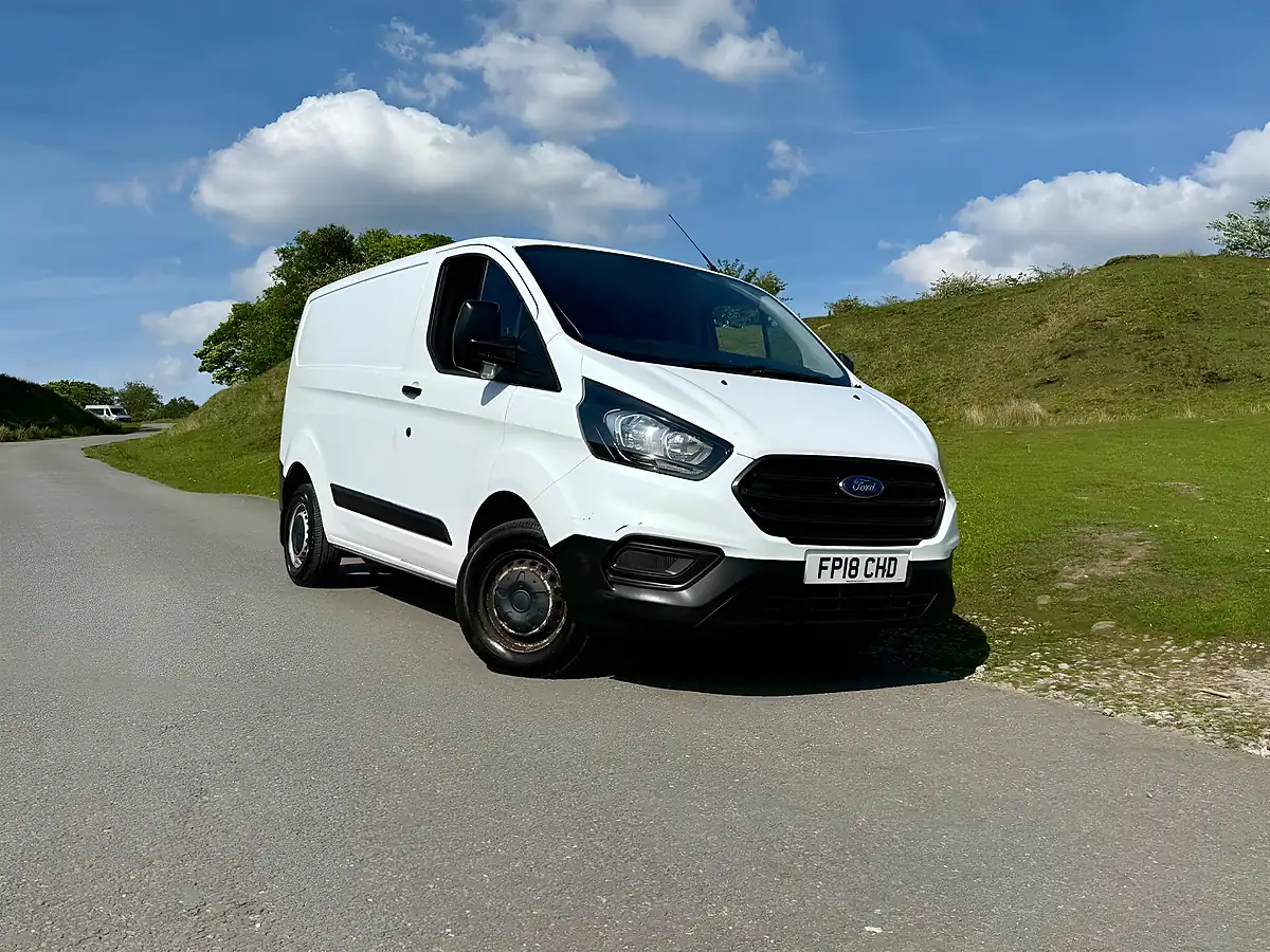 Used 2018 Ford Transit Custom L1 H1 White - Interior and Exterior details 13