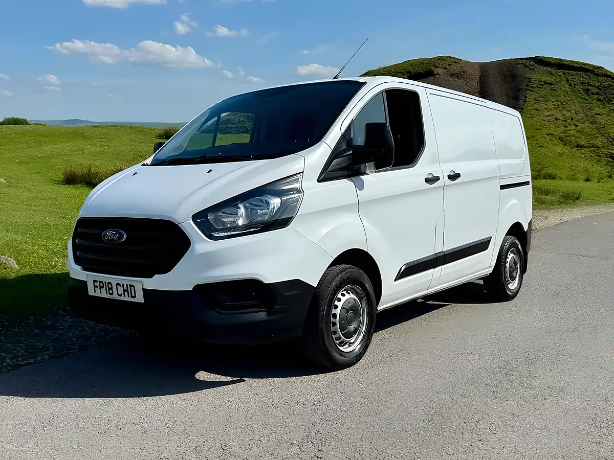 Used 2018 Ford Transit Custom L1 H1 White - Interior and Exterior details 14