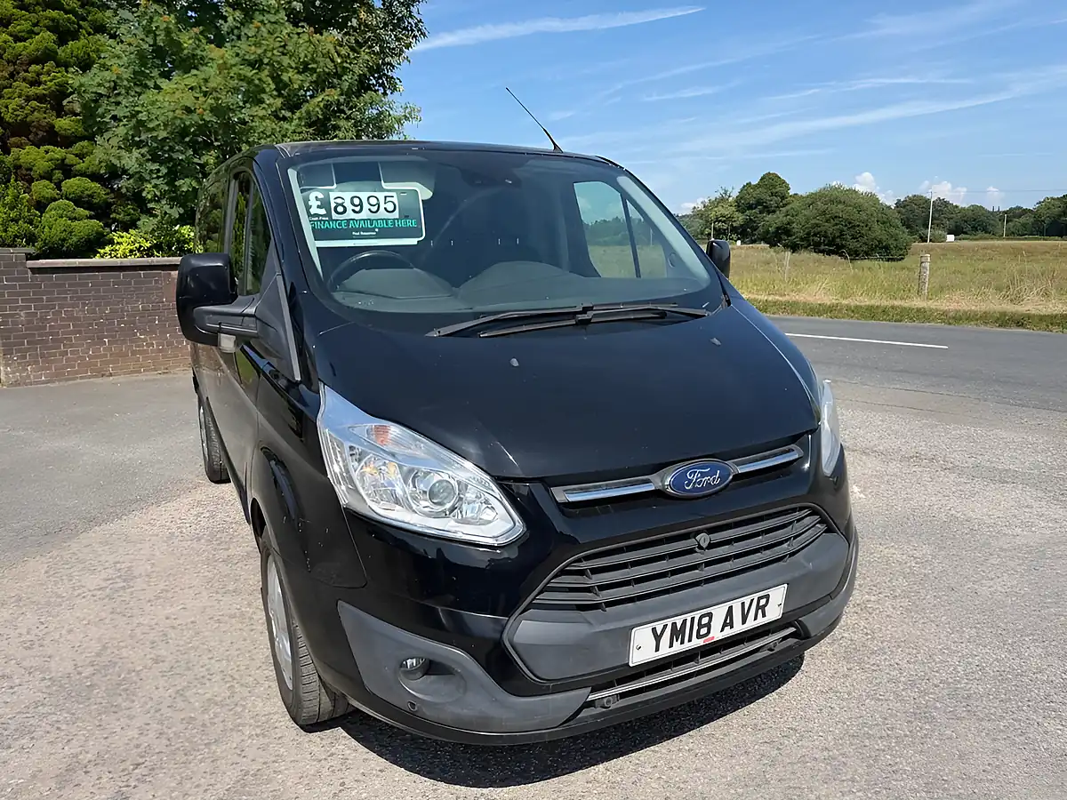 Used 2018 Ford Transit Custom Limited Black - Front View