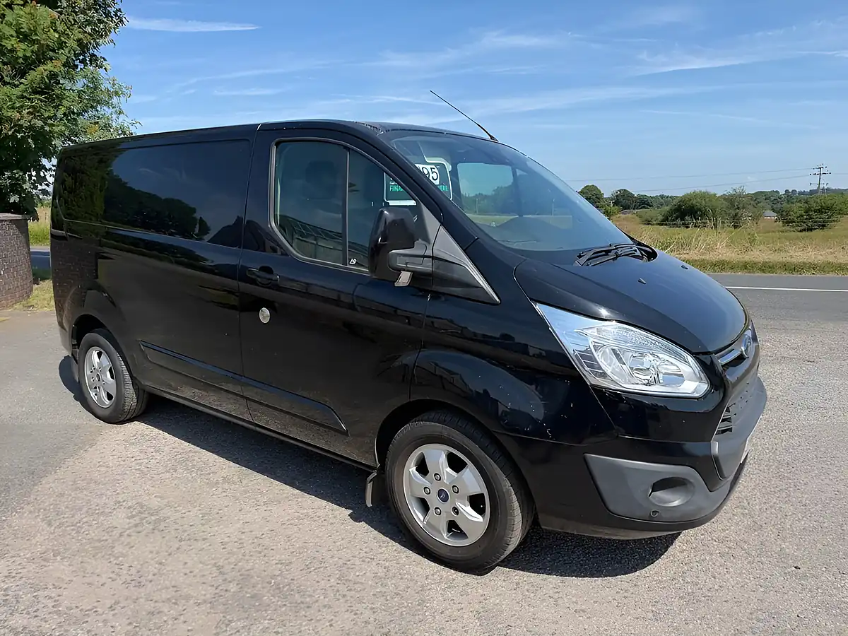 Used 2018 Ford Transit Custom Limited Black - Interior and Exterior details 2