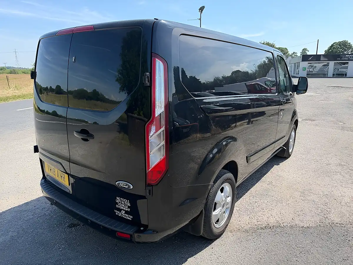 Used 2018 Ford Transit Custom Limited Black - Interior and Exterior details 4