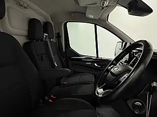 Used 2018 Ford Transit Custom Limited Black - Interior and Exterior details 10