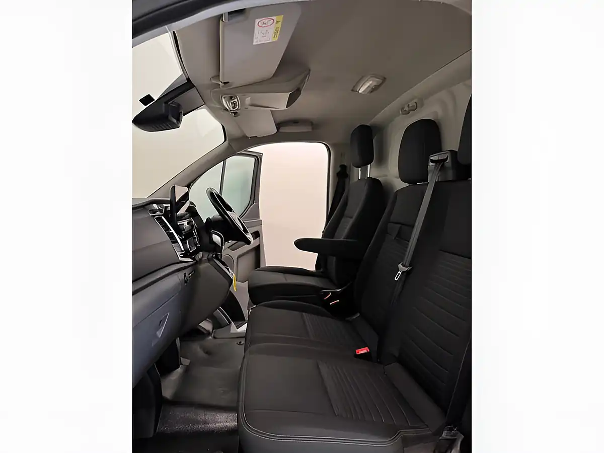 Used 2018 Ford Transit Custom Limited Black - Interior and Exterior details 14