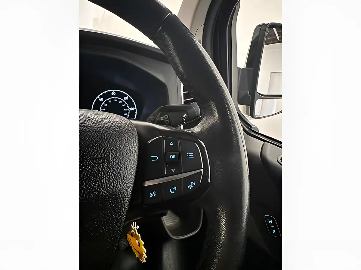 Used 2018 Ford Transit Custom Limited Black - Interior and Exterior details 19