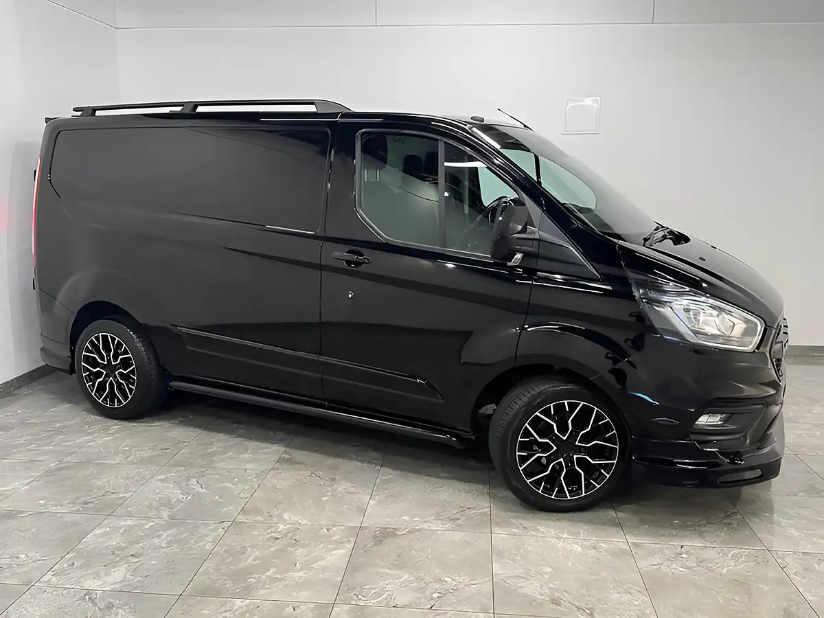 Used 2018 Ford Transit Custom Limited Black - Interior and Exterior details 2