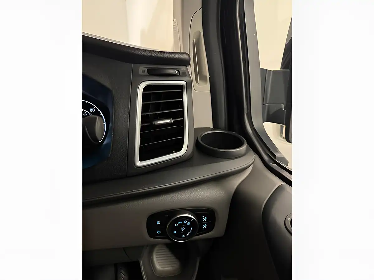 Used 2018 Ford Transit Custom Limited Black - Interior and Exterior details 20