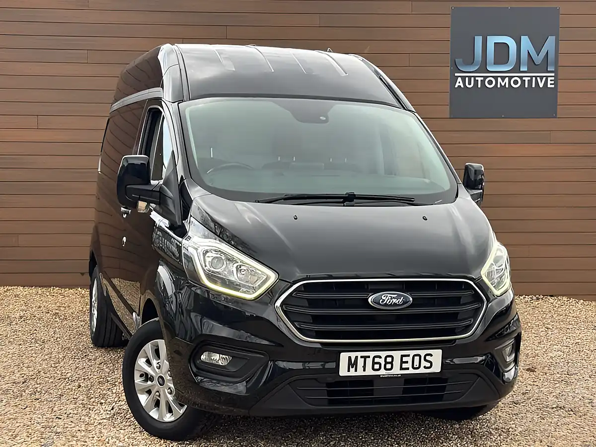 Used 2018 Ford Transit Custom Limited Black - Front View