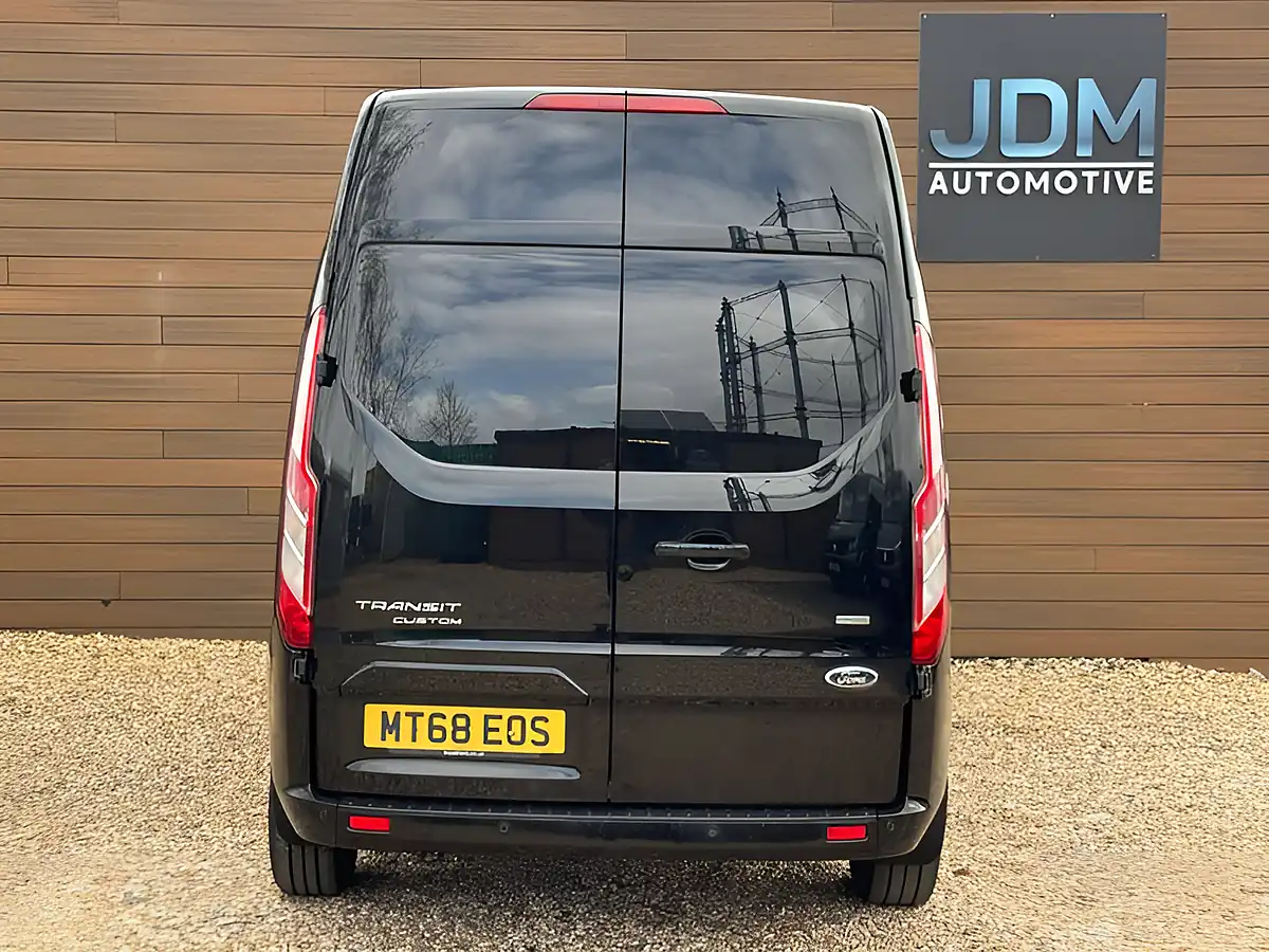 Used 2018 Ford Transit Custom Limited Black - Interior and Exterior details 4