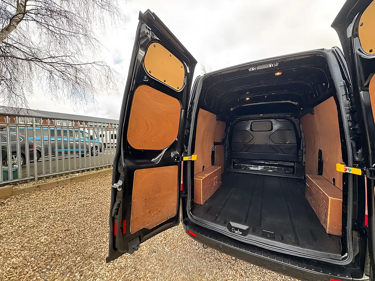 Used 2018 Ford Transit Custom Limited Black - Interior and Exterior details 6