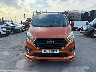 Used 2018 Ford Transit Custom Limited Crew Van Orange - Interior and Exterior details 10