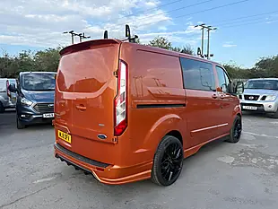 Used 2018 Ford Transit Custom Limited Crew Van Orange - Interior and Exterior details 3
