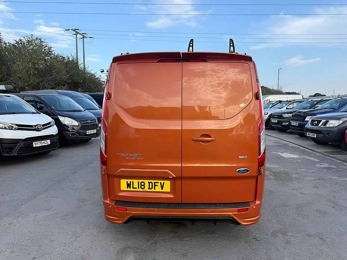Used 2018 Ford Transit Custom Limited Crew Van Orange - Interior and Exterior details 6