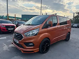 Used 2018 Ford Transit Custom Limited Crew Van Orange - Interior and Exterior details 7