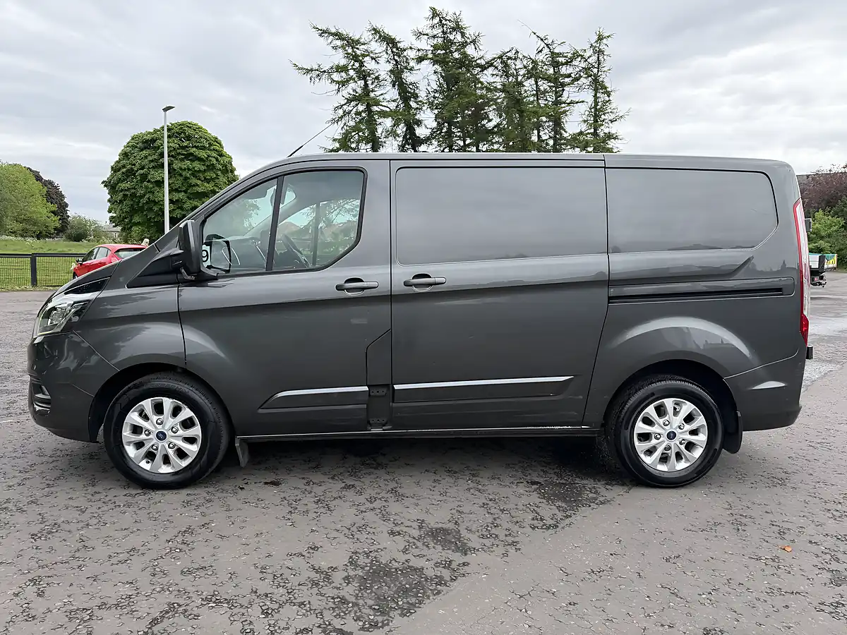 Used 2018 Ford Transit Custom Limited Grey - Interior and Exterior details 6