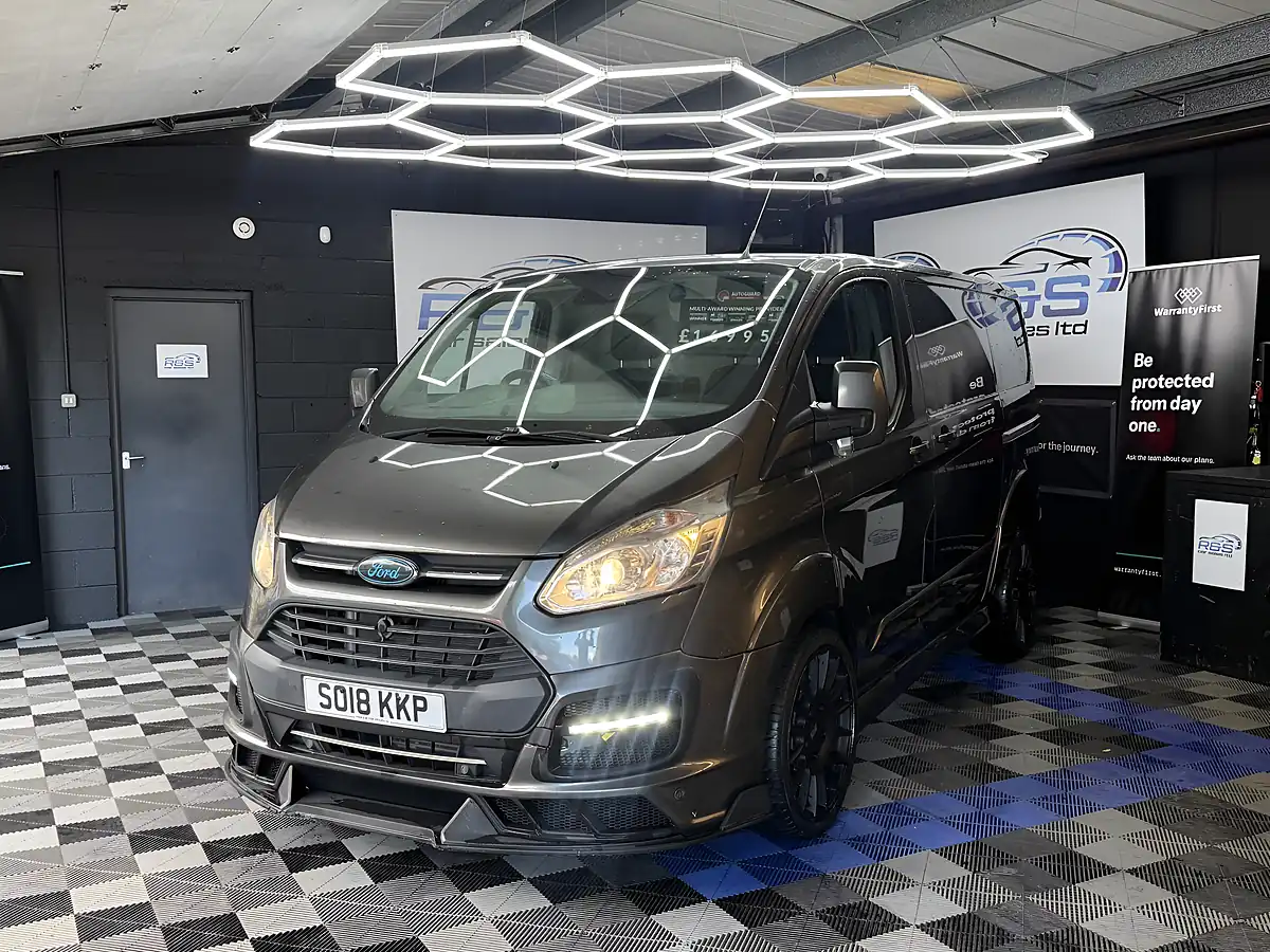 Used 2018 Ford Transit Custom Limited Grey - Interior and Exterior details 8