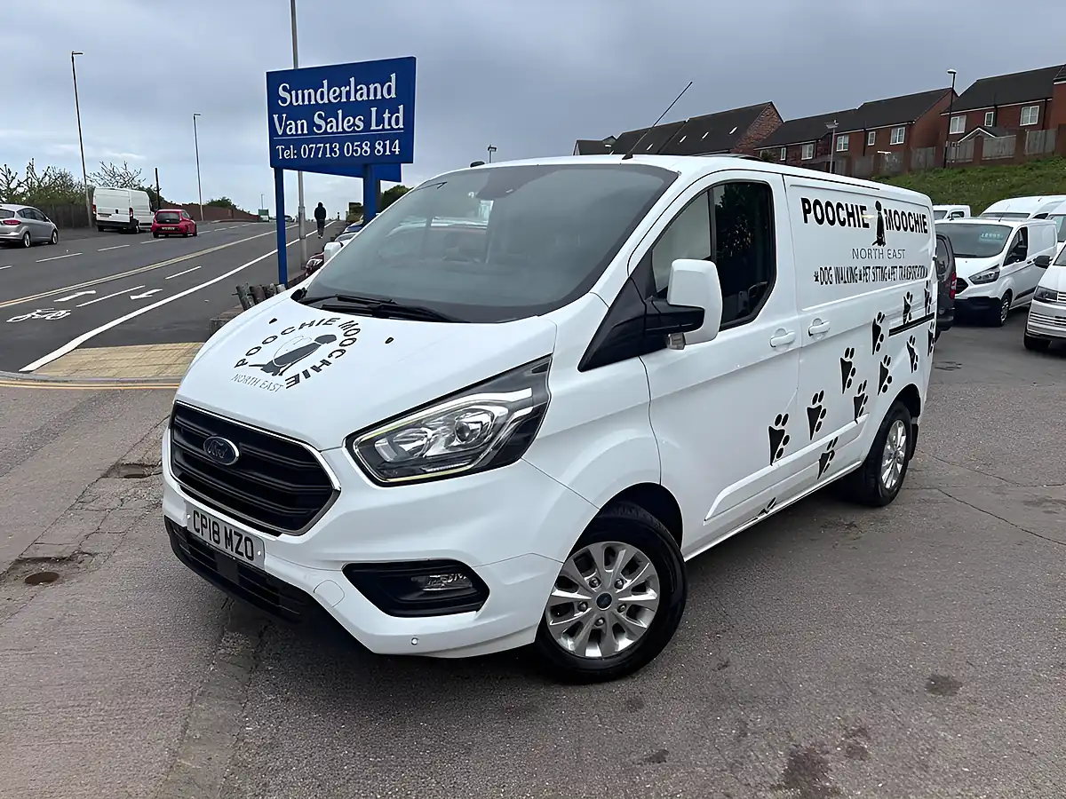 Used 2018 Ford Transit Custom Limited L1 H1 White - Front View