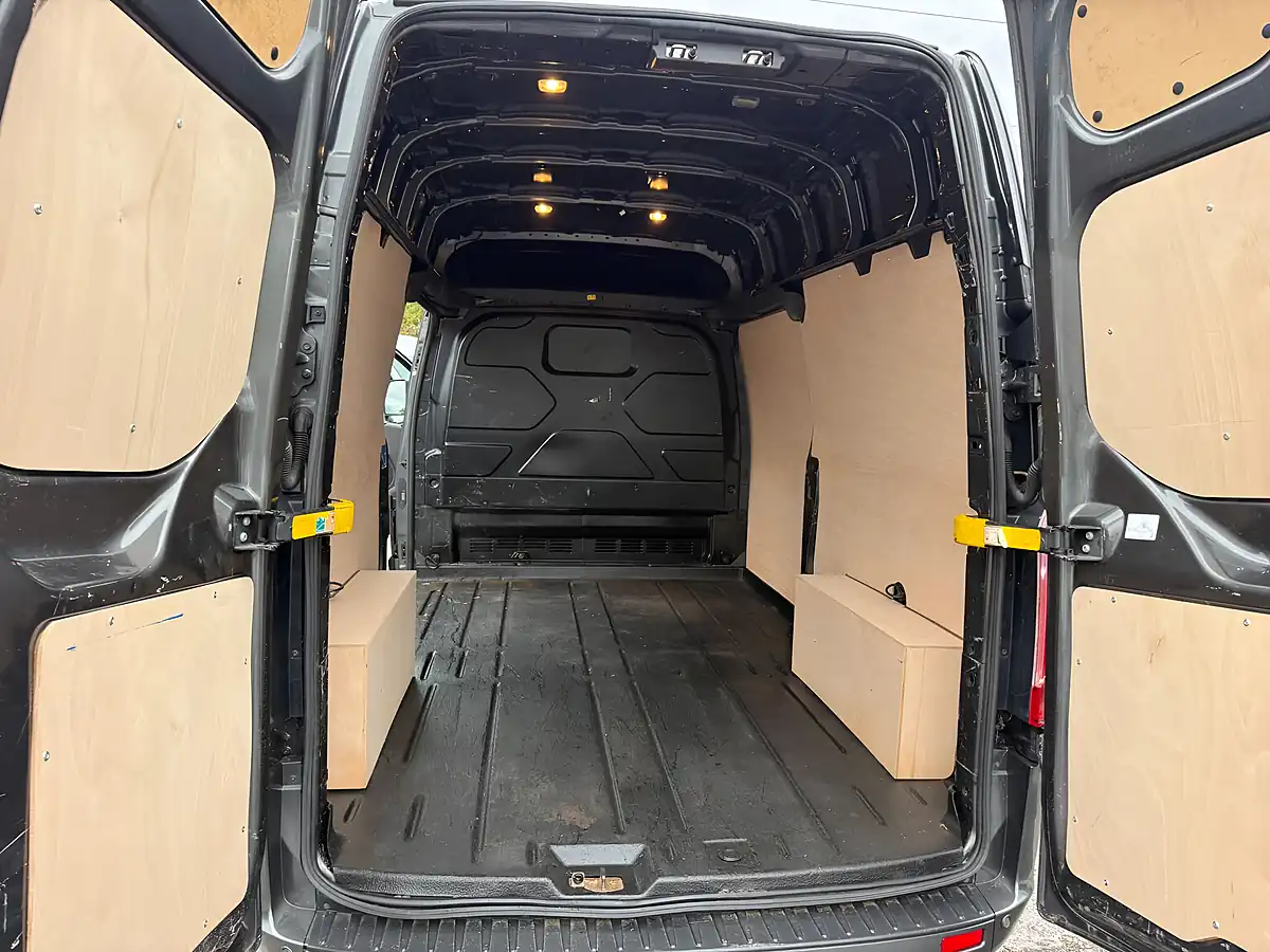 Used 2018 Ford Transit Custom Limited L2 H2 Grey - Interior and Exterior details 11