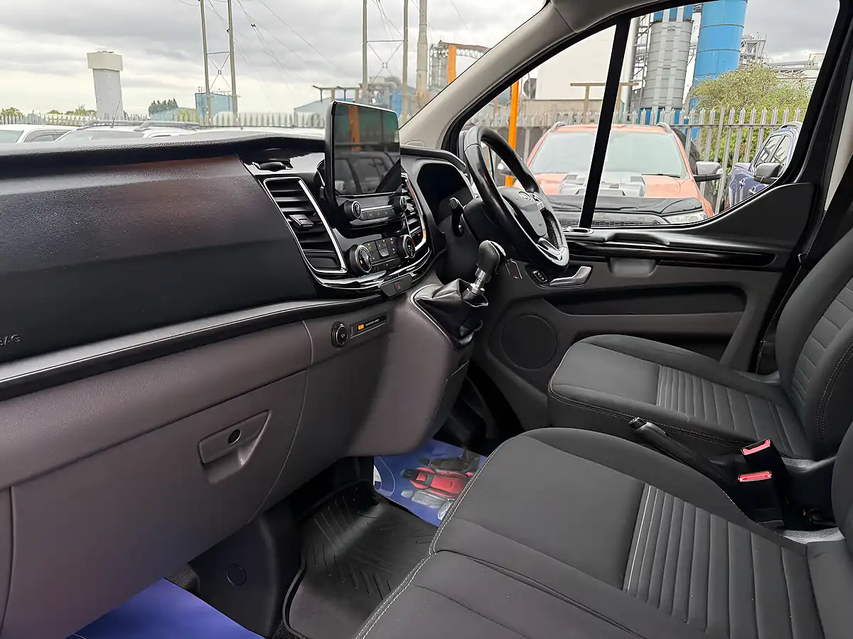 Used 2018 Ford Transit Custom Limited L2 H2 Grey - Interior and Exterior details 9