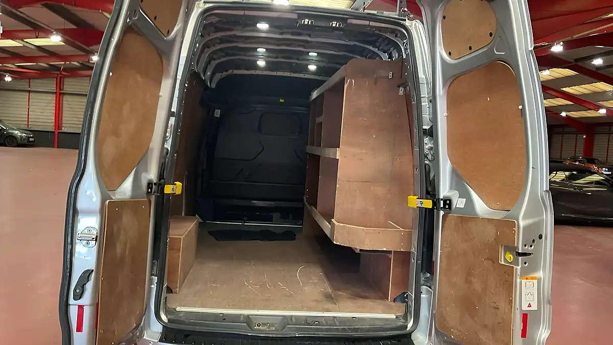 Used 2018 Ford Transit Custom Limited Lwb High Roof Silver - Interior and Exterior details 8