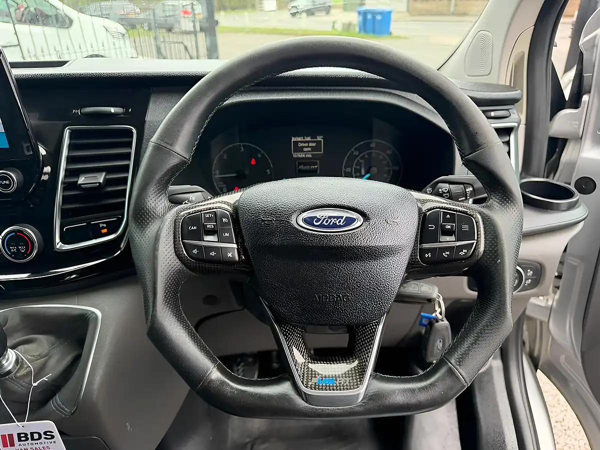 Used 2018 Ford Transit Custom Limited Msrt Silver - Interior and Exterior details 20