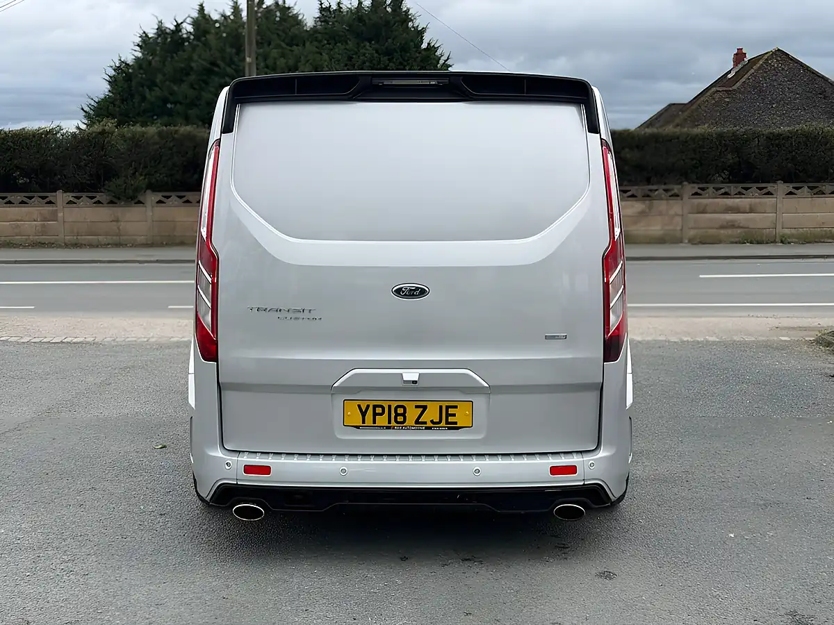 Used 2018 Ford Transit Custom Limited Msrt Silver - Interior and Exterior details 4