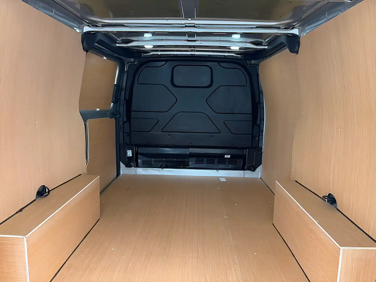 Used 2018 Ford Transit Custom Limited Msrt Silver - Interior and Exterior details 7