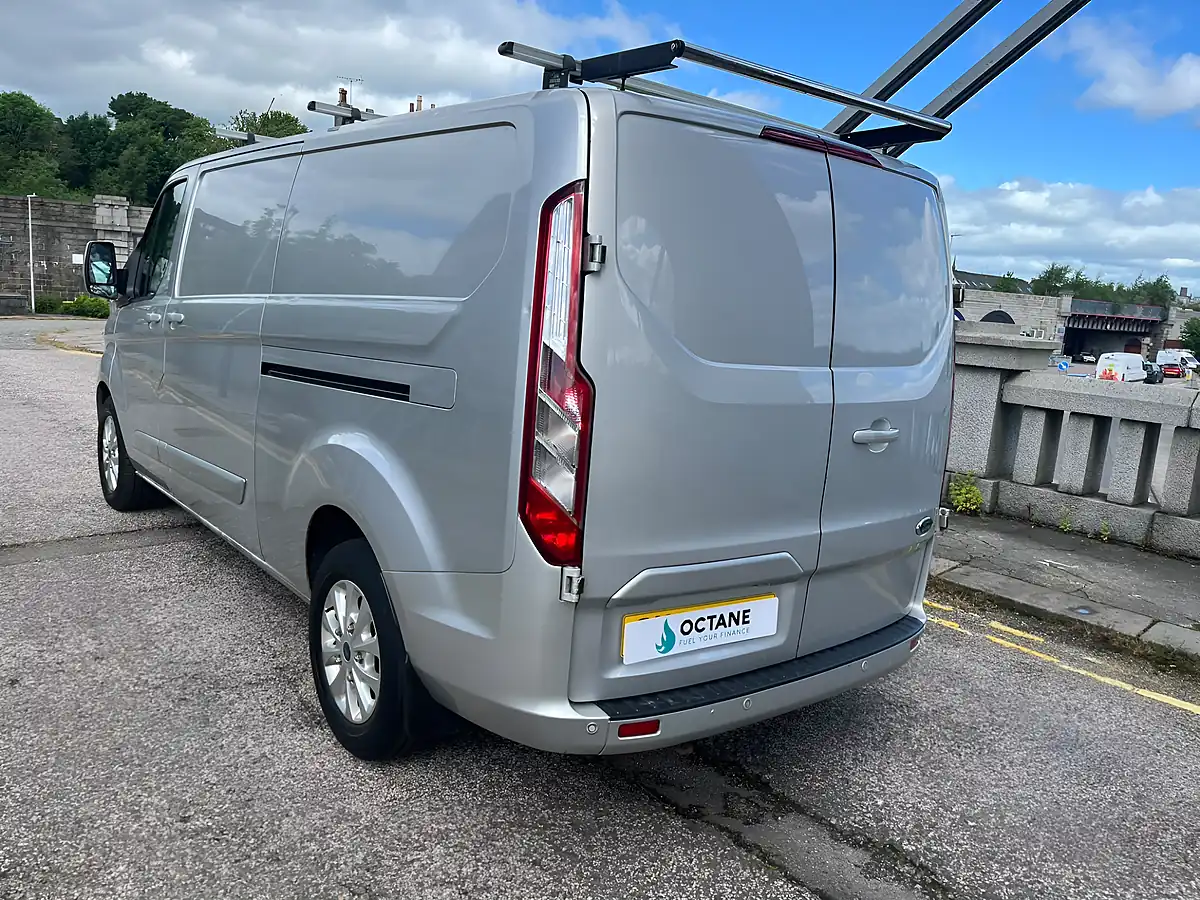 Used 2018 Ford Transit Custom Limited Silver - Interior and Exterior details 17