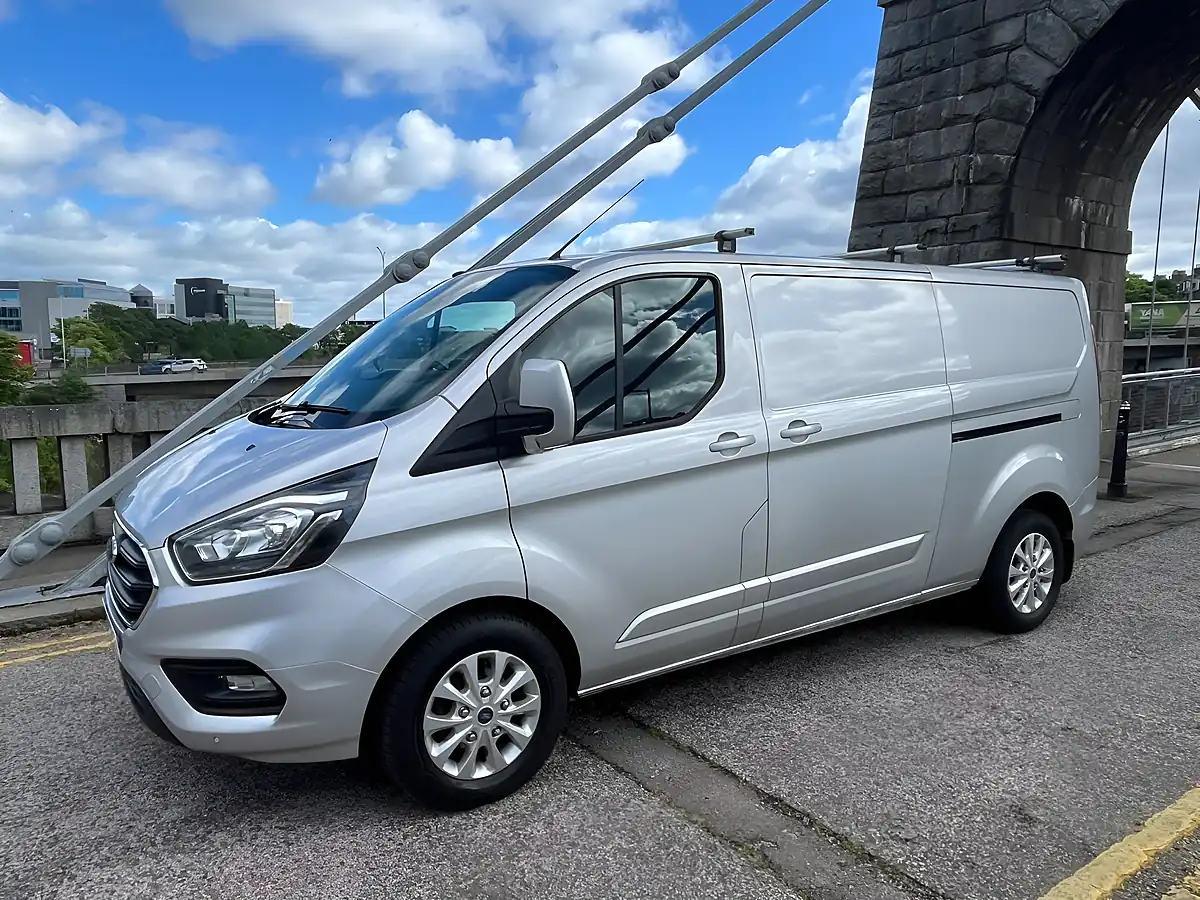 Used 2018 Ford Transit Custom Limited Silver - Interior and Exterior details 4