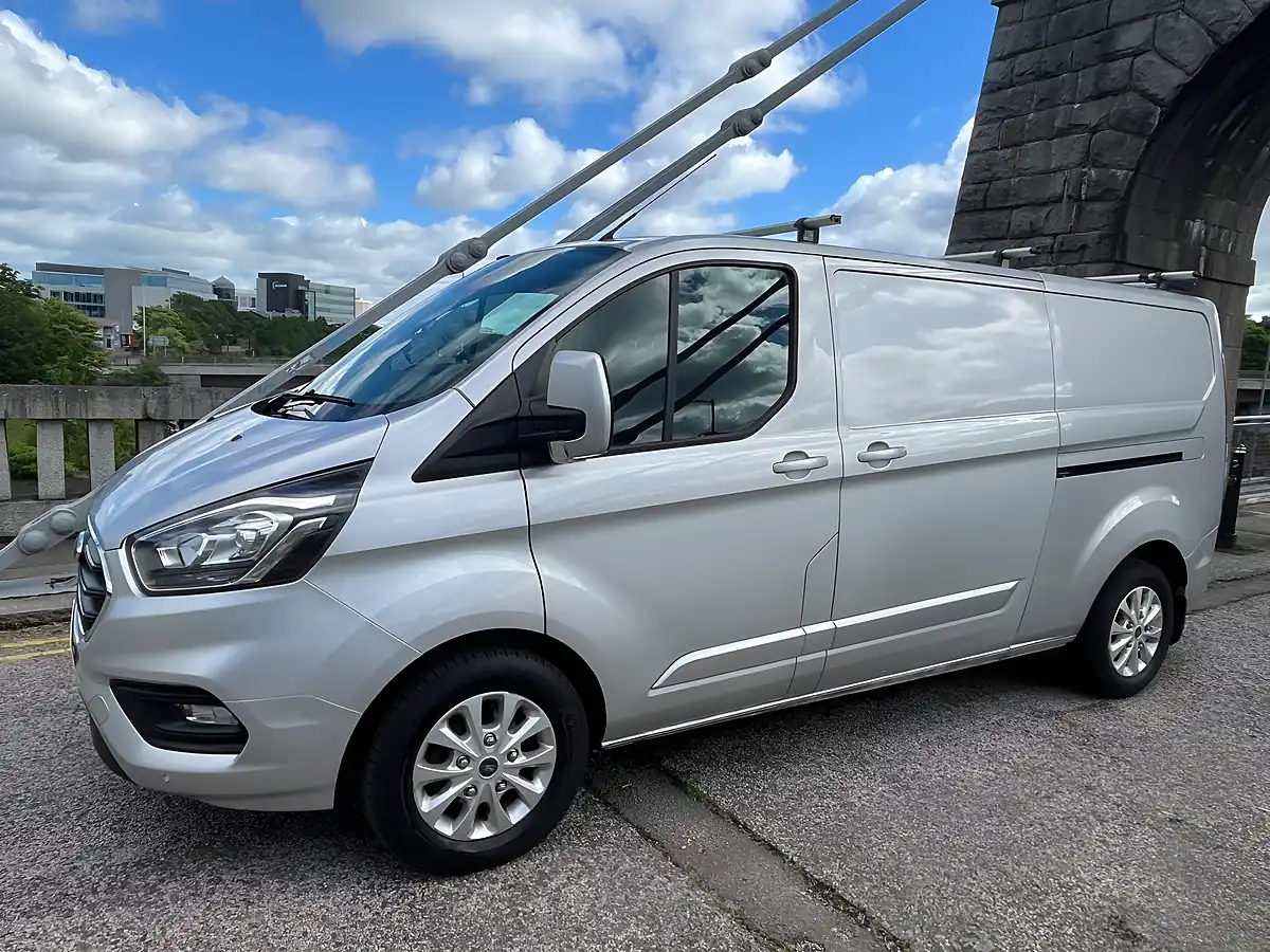 Used 2018 Ford Transit Custom Limited Silver - Interior and Exterior details 7