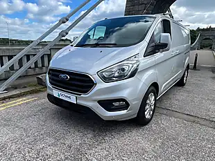 Used 2018 Ford Transit Custom Limited Silver - Interior and Exterior details 8