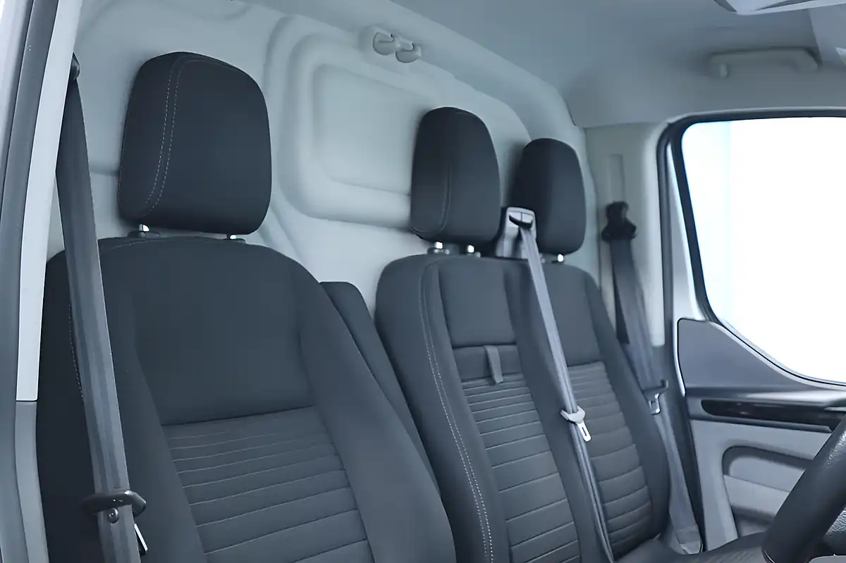 Used 2018 Ford Transit Custom Limited Silver - Interior and Exterior details 16