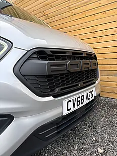 Used 2018 Ford Transit Custom Limited Silver - Interior and Exterior details 12