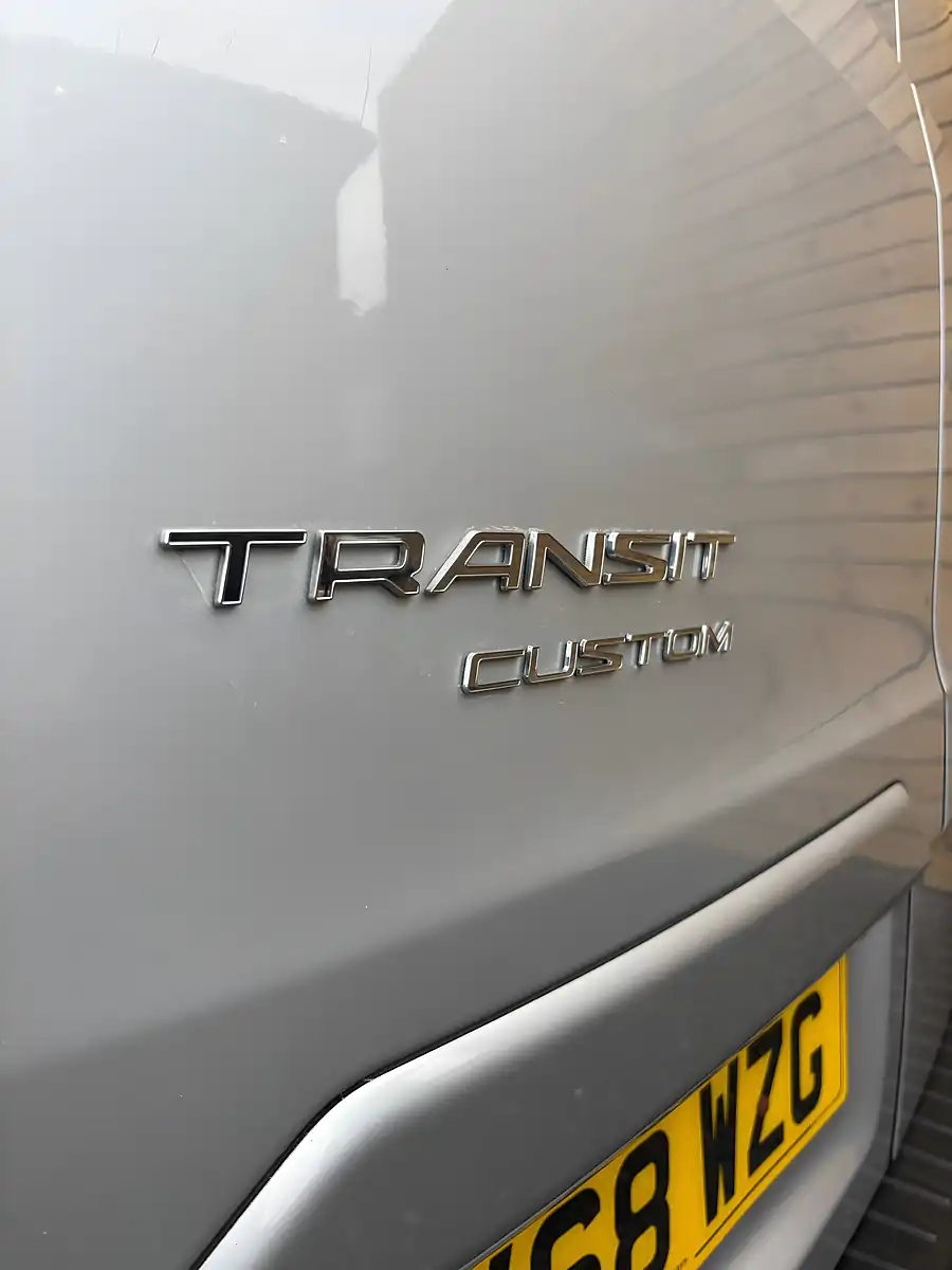 Used 2018 Ford Transit Custom Limited Silver - Interior and Exterior details 20