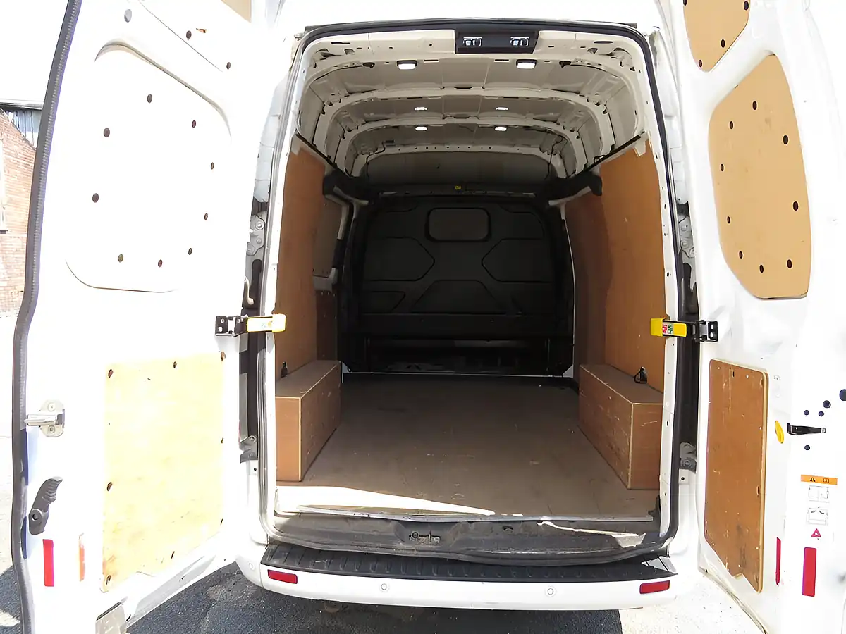 Used 2018 Ford Transit Custom Limited White - Interior and Exterior details 11