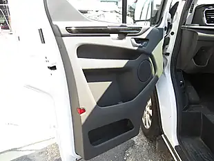 Used 2018 Ford Transit Custom Limited White - Interior and Exterior details 20