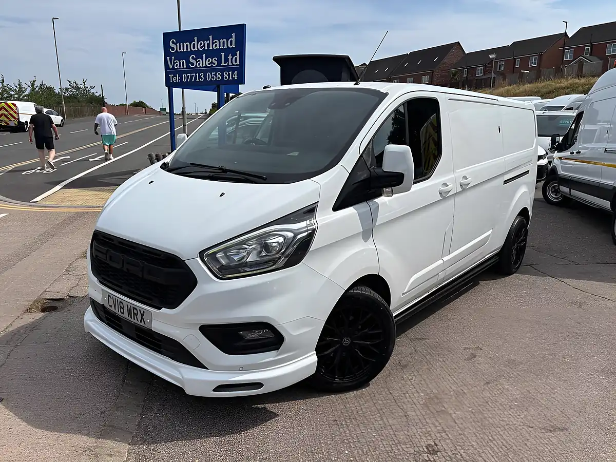 Used 2018 Ford Transit Custom Limited White - Front View