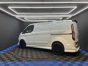 Used 2018 Ford Transit Custom Panel Van L1 H1 White - Interior and Exterior details 11