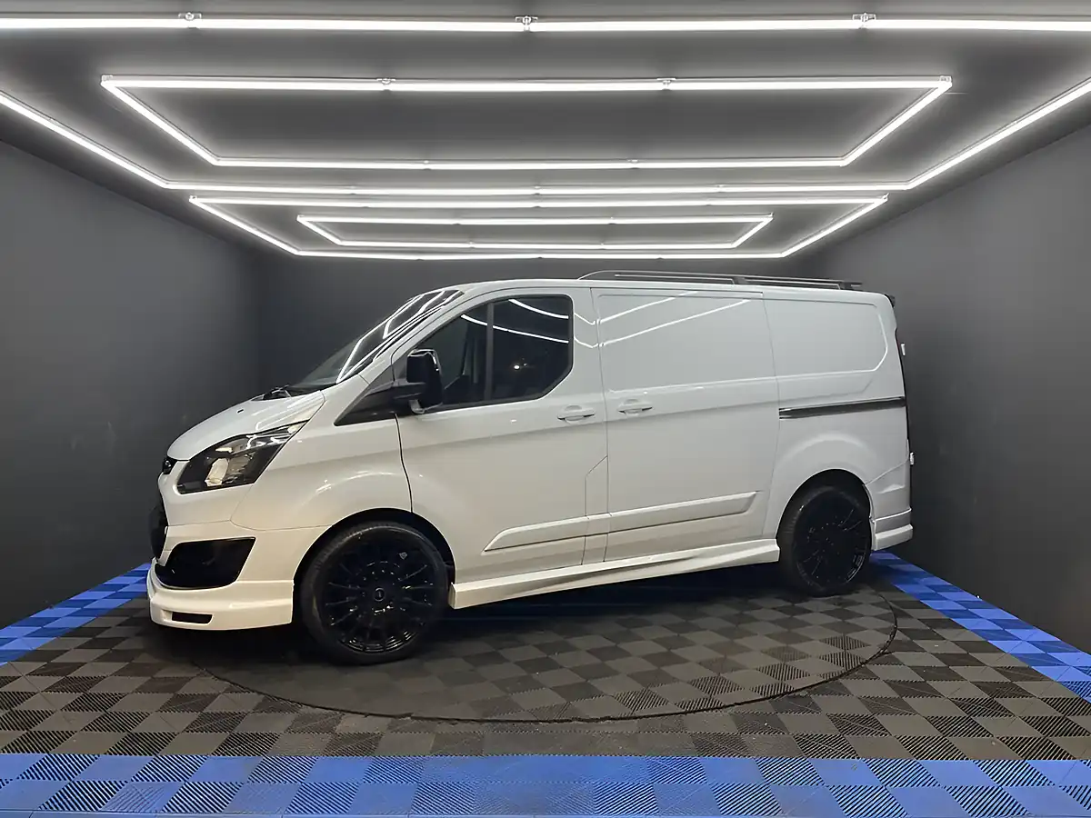 Used 2018 Ford Transit Custom Panel Van L1 H1 White - Interior and Exterior details 8