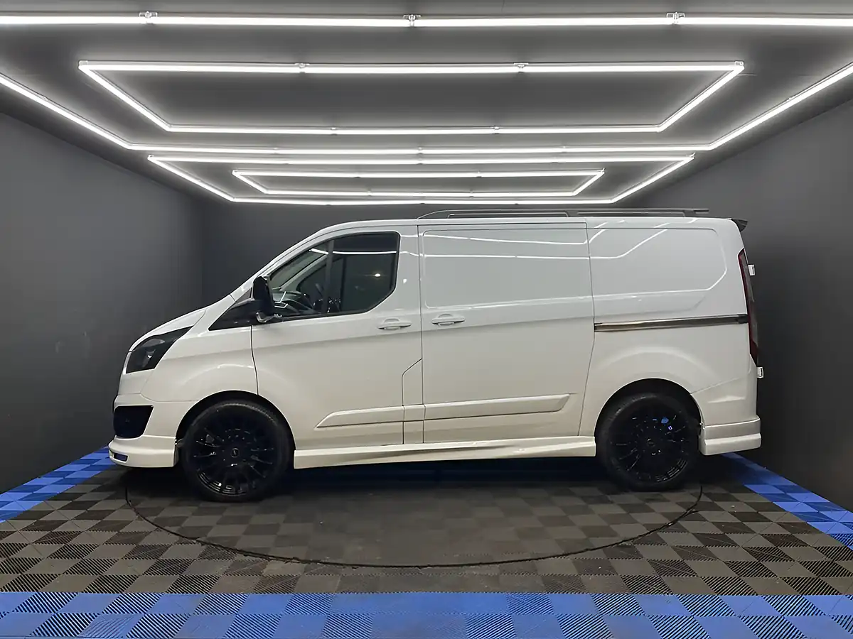 Used 2018 Ford Transit Custom Panel Van L1 H1 White - Interior and Exterior details 9